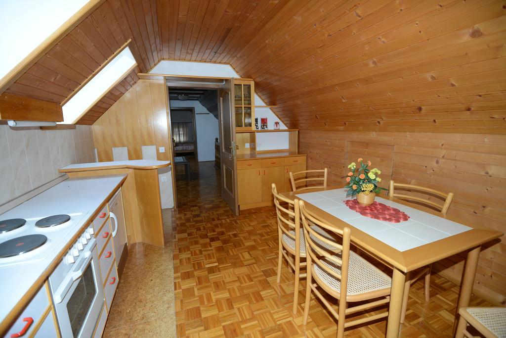 بوينج Apartments & Rooms Lipa المظهر الخارجي الصورة