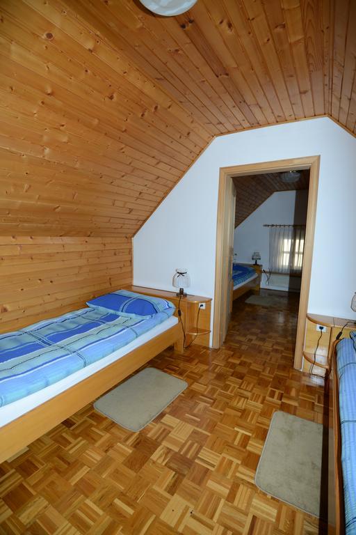 بوينج Apartments & Rooms Lipa المظهر الخارجي الصورة