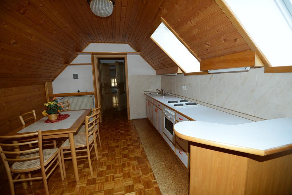 بوينج Apartments & Rooms Lipa المظهر الخارجي الصورة