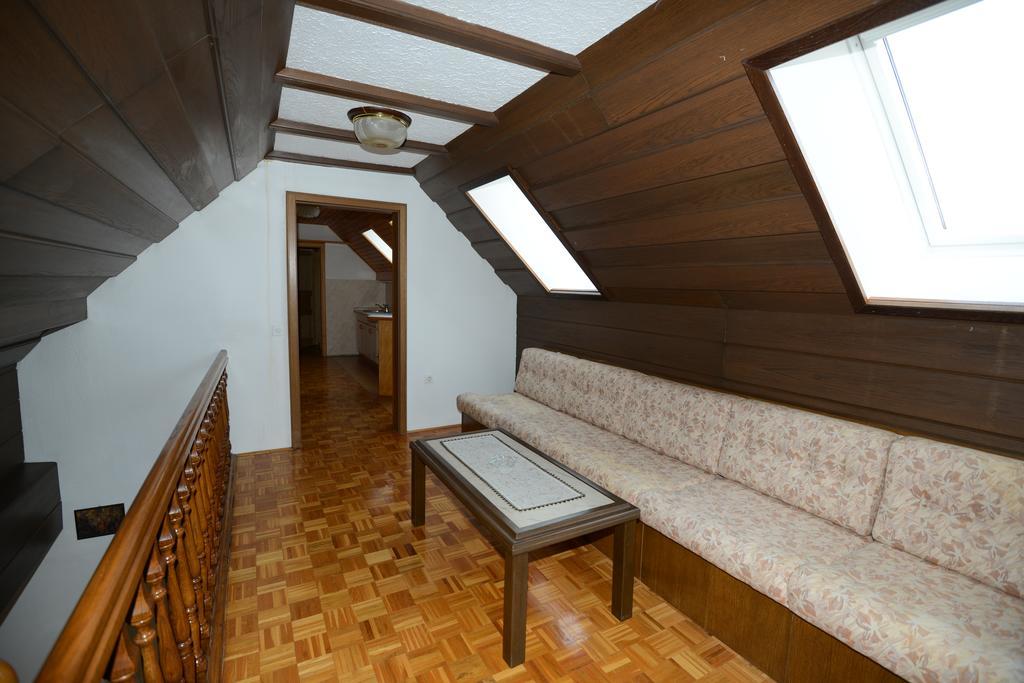 بوينج Apartments & Rooms Lipa المظهر الخارجي الصورة