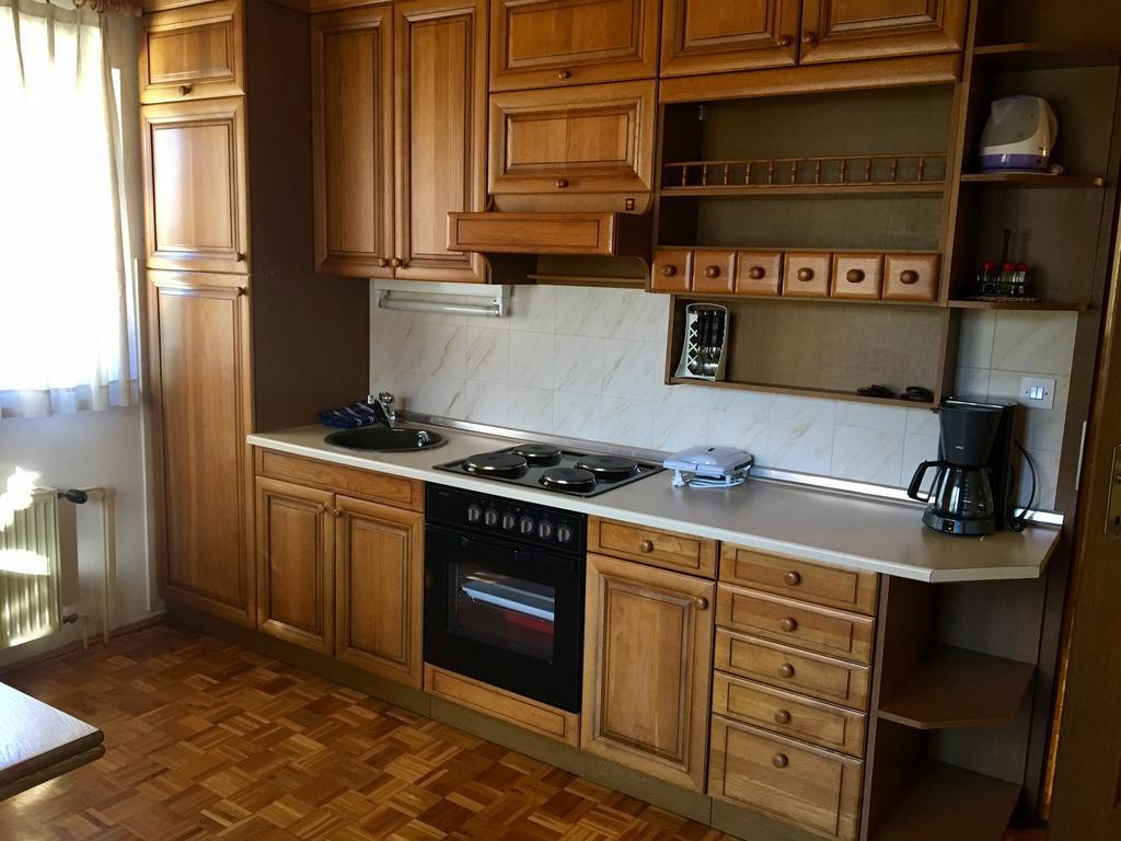 بوينج Apartments & Rooms Lipa المظهر الخارجي الصورة