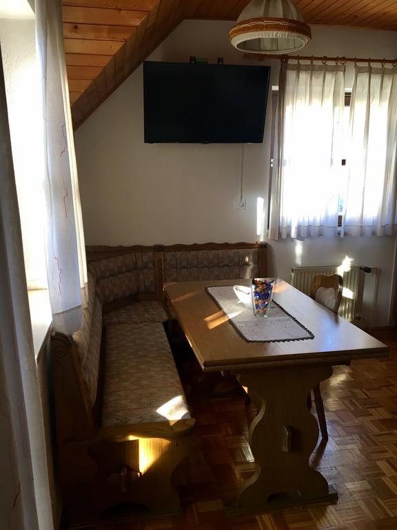 بوينج Apartments & Rooms Lipa المظهر الخارجي الصورة