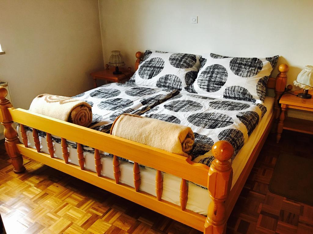 بوينج Apartments & Rooms Lipa المظهر الخارجي الصورة